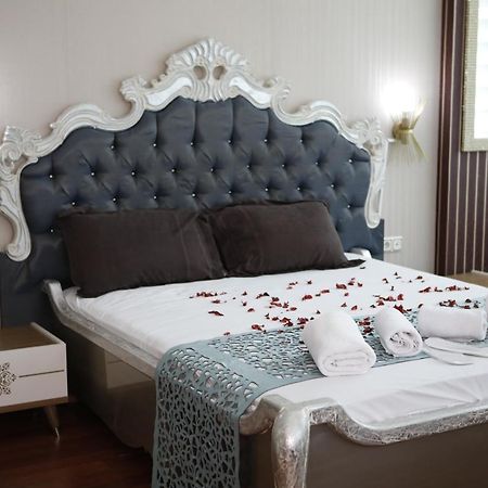Safir Hotels Сіліврі Екстер'єр фото