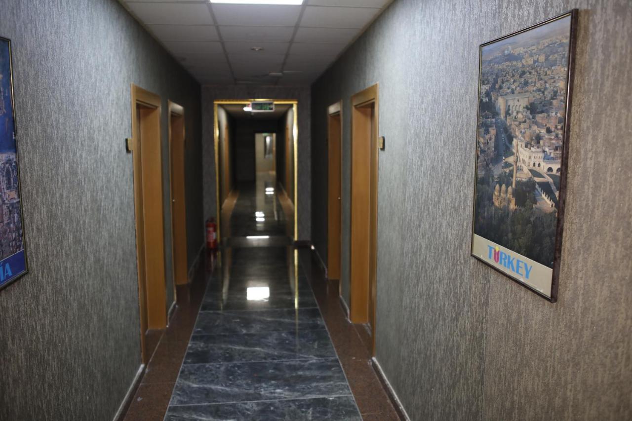 Safir Hotels Сіліврі Екстер'єр фото