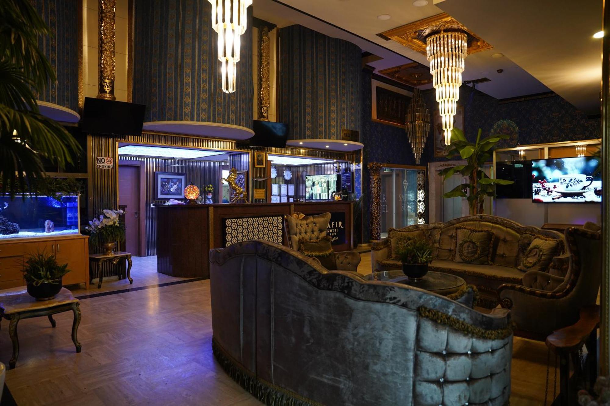 Safir Hotels Сіліврі Екстер'єр фото