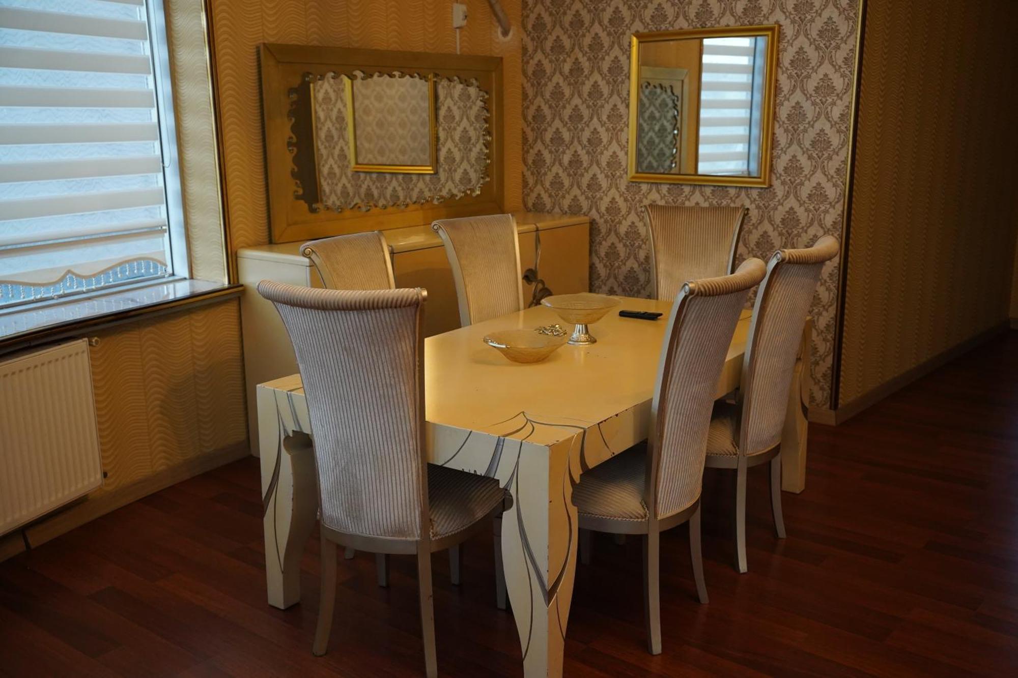 Safir Hotels Сіліврі Екстер'єр фото